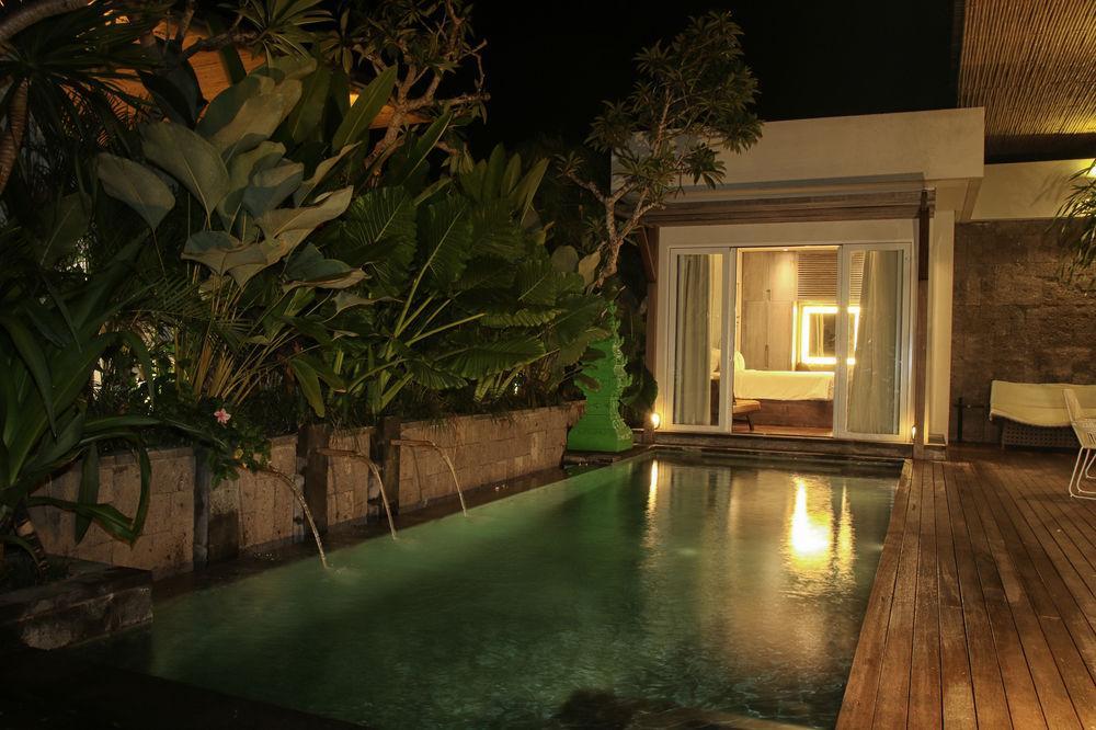 Hu'U Villas Seminyak Exterior foto
